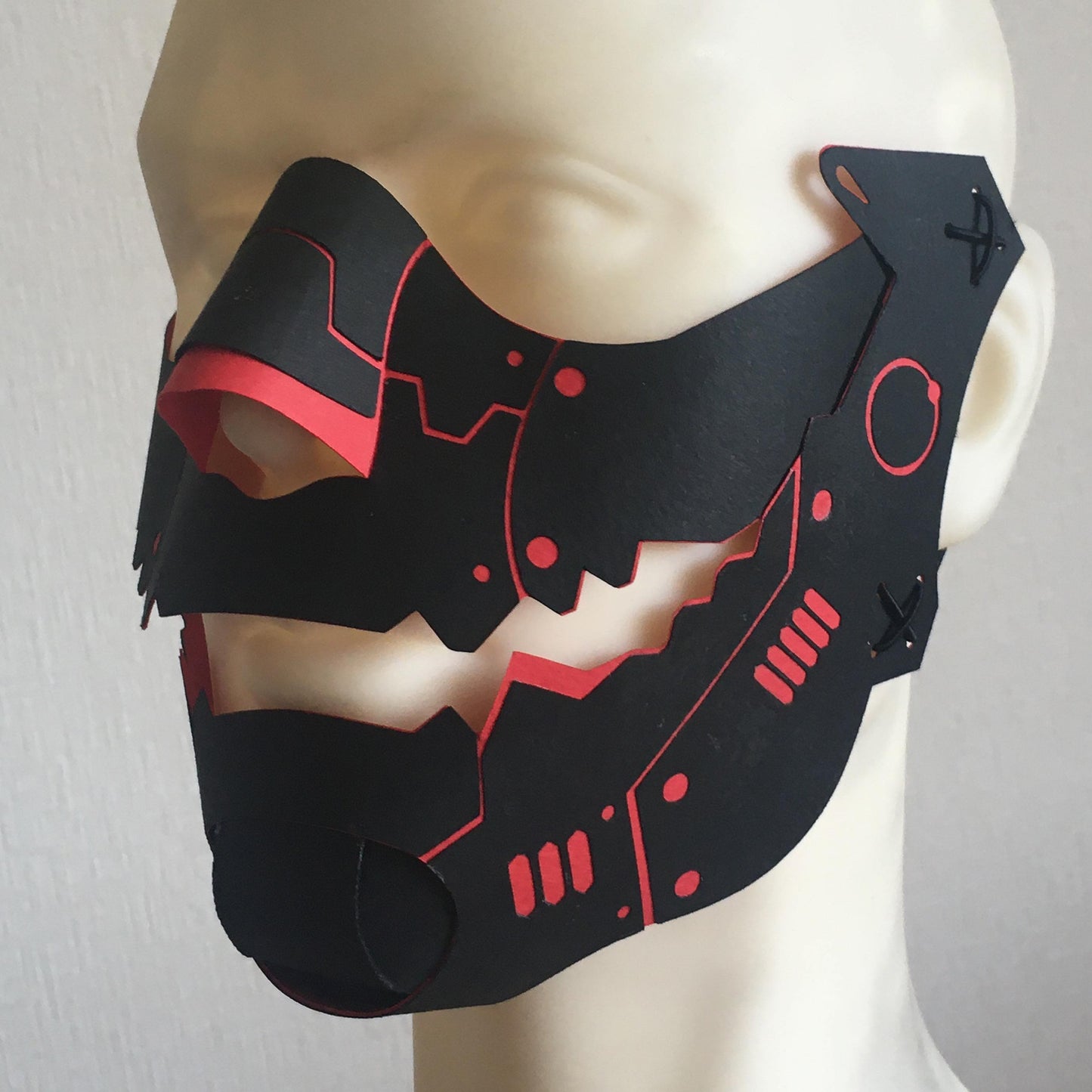 Cyber Menpo - Black x Red, front
