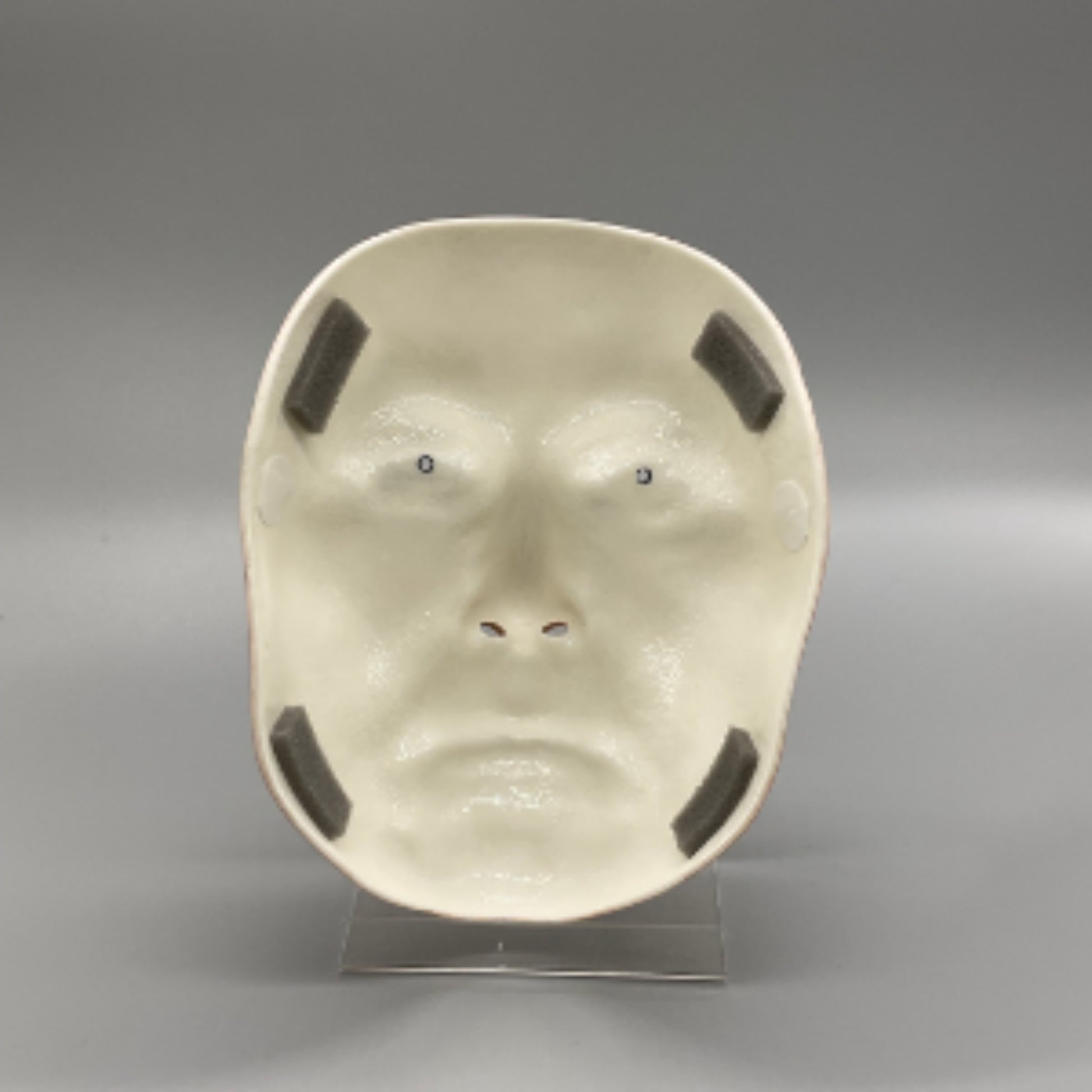 No.02 - That Face wearable portrait mask by KAMENYA OMOTE