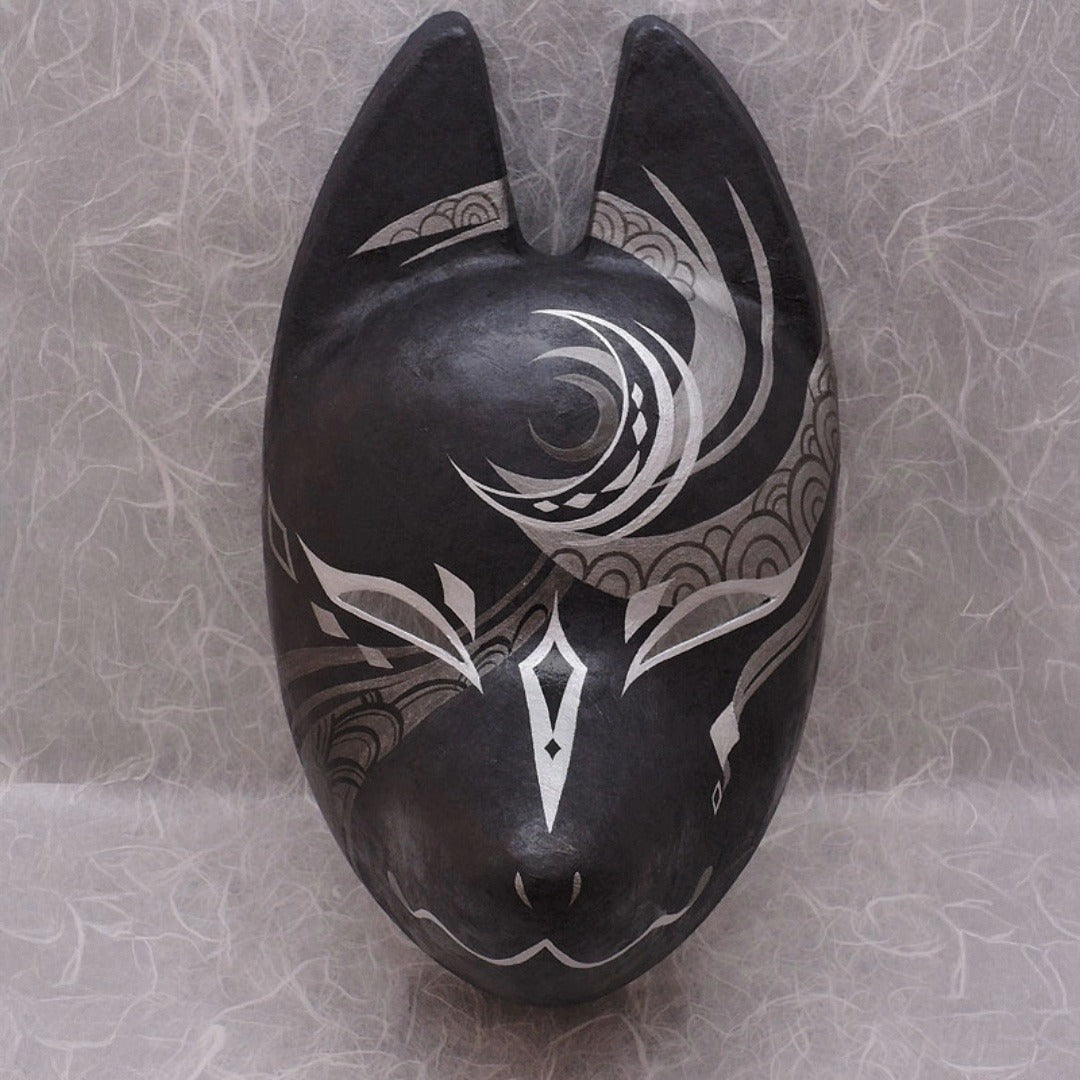 Yoiyami Twilight Fox Mask — handmade habutae-bari kitsune (fox) mask by Komendo | KAMENYA OMOTE